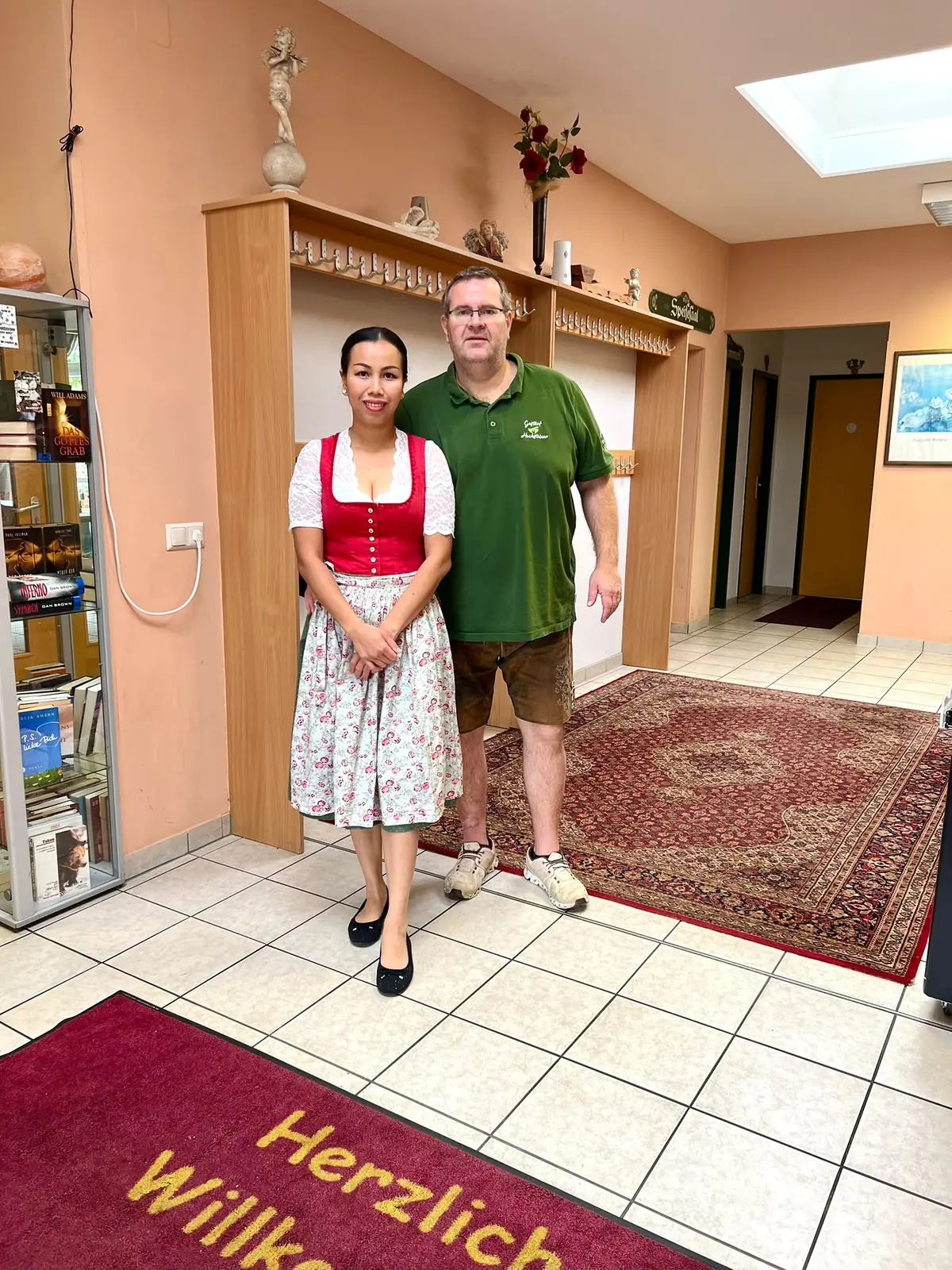Sven und Namtip Glabisch, Gastgeber im Gasthof Hochsteiner in Glödnitz